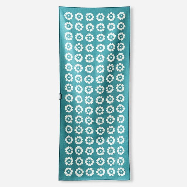 Nomadix Original Towel Fresh Flowers Teal Ocean