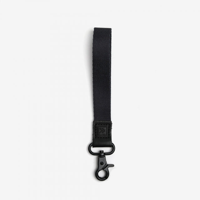 Thread Wallet Black Wrist Lanyard Black