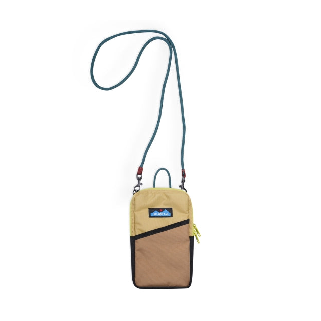 Kavu Essential Case forest pass