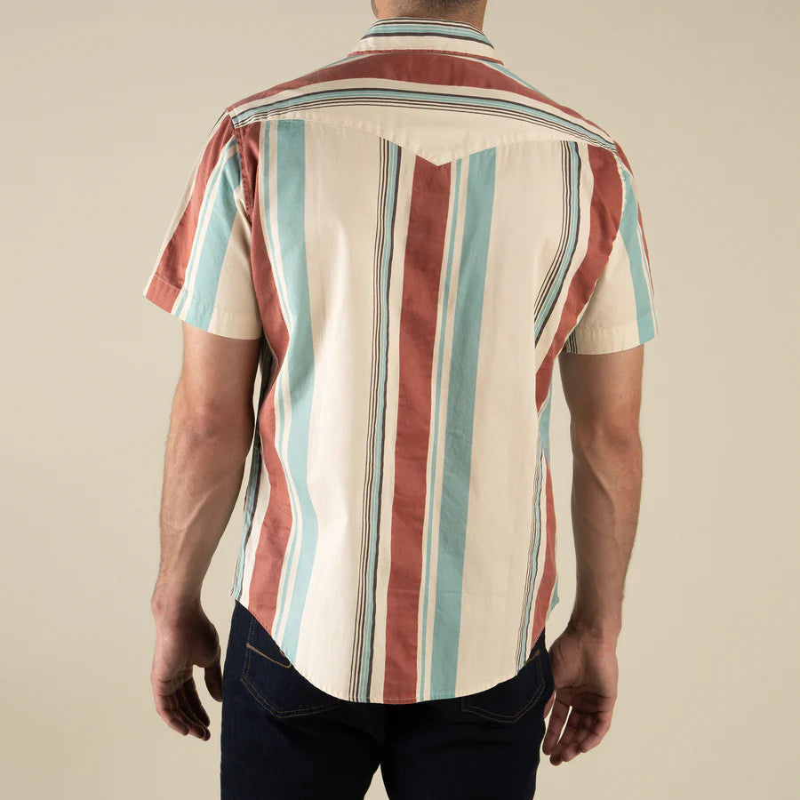 Sendero Provisions Co. Mens The Wyatt Pearl Snap Print Shirt
