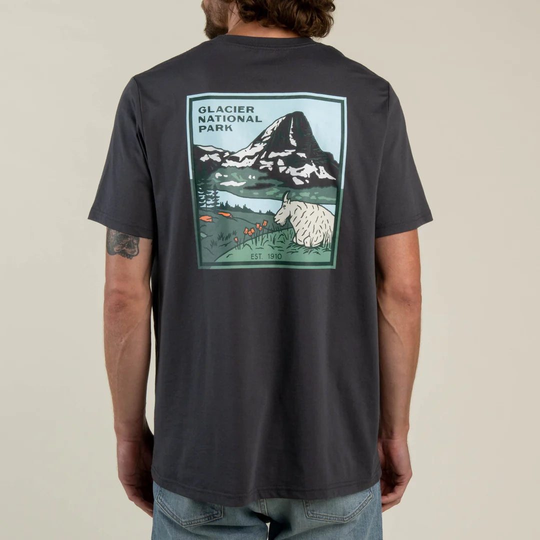 Sendero Provisions Co. Mens National Park T-shirt Glacier: Charcoal