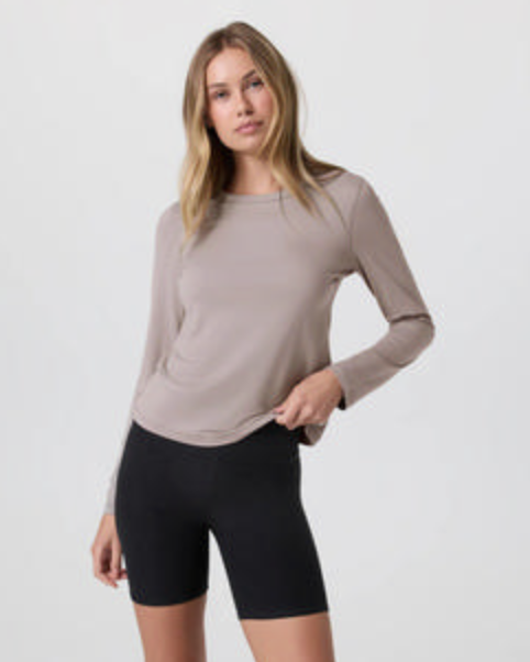 Vuori Womens Long Sleeve Lux Crew Tee Pebble