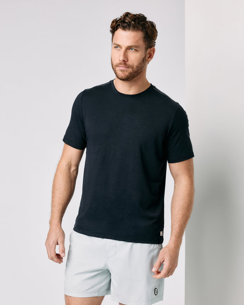 Vuori Mens Current Tech Tee isle blue