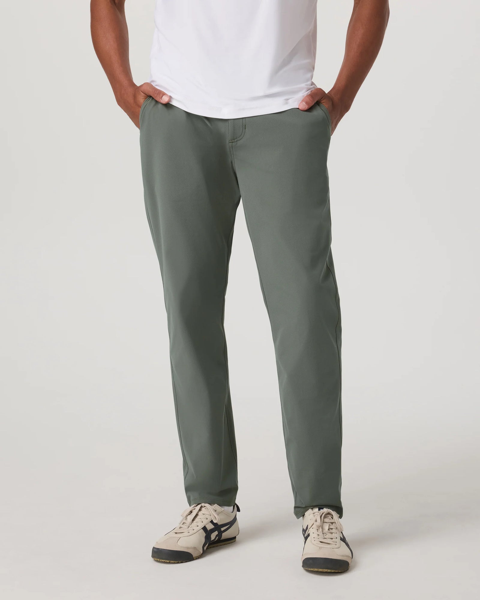 Vuori Mens Cascade Tech Chino Pant Light Oregano