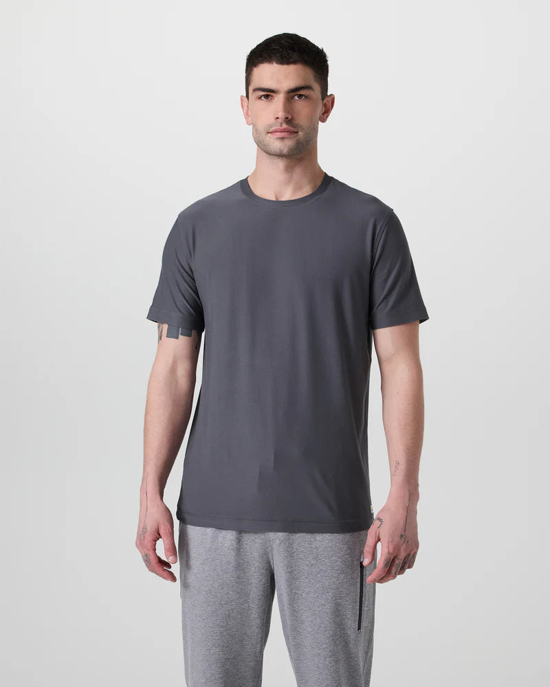 Vuori Mens Strato Tech Tee Moonlight